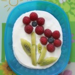 Fresh fruit flower, raspberries and kiwi, easy recipe for healthy dessert step2
