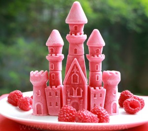 Princess castle - frozen raspberries and yogurt