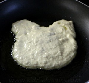 Teddy bear - homemade pancakes with apples step3b