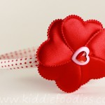 How to make red heart flower headband for st Valentine Day - tutorial step3c