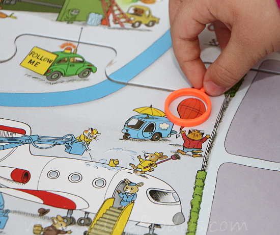 Great family board games - Richard Scarry’s Busytown Eye Found It!  - 4