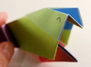 Simple origami for kids - how to make a paper bird tutorial step5a