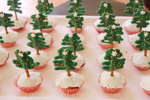 Christmas tree muffins step3